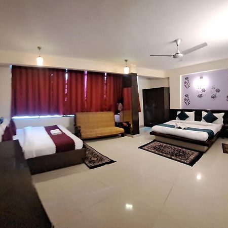 Airport Hotel Port View Nowe Delhi Zewnętrze zdjęcie