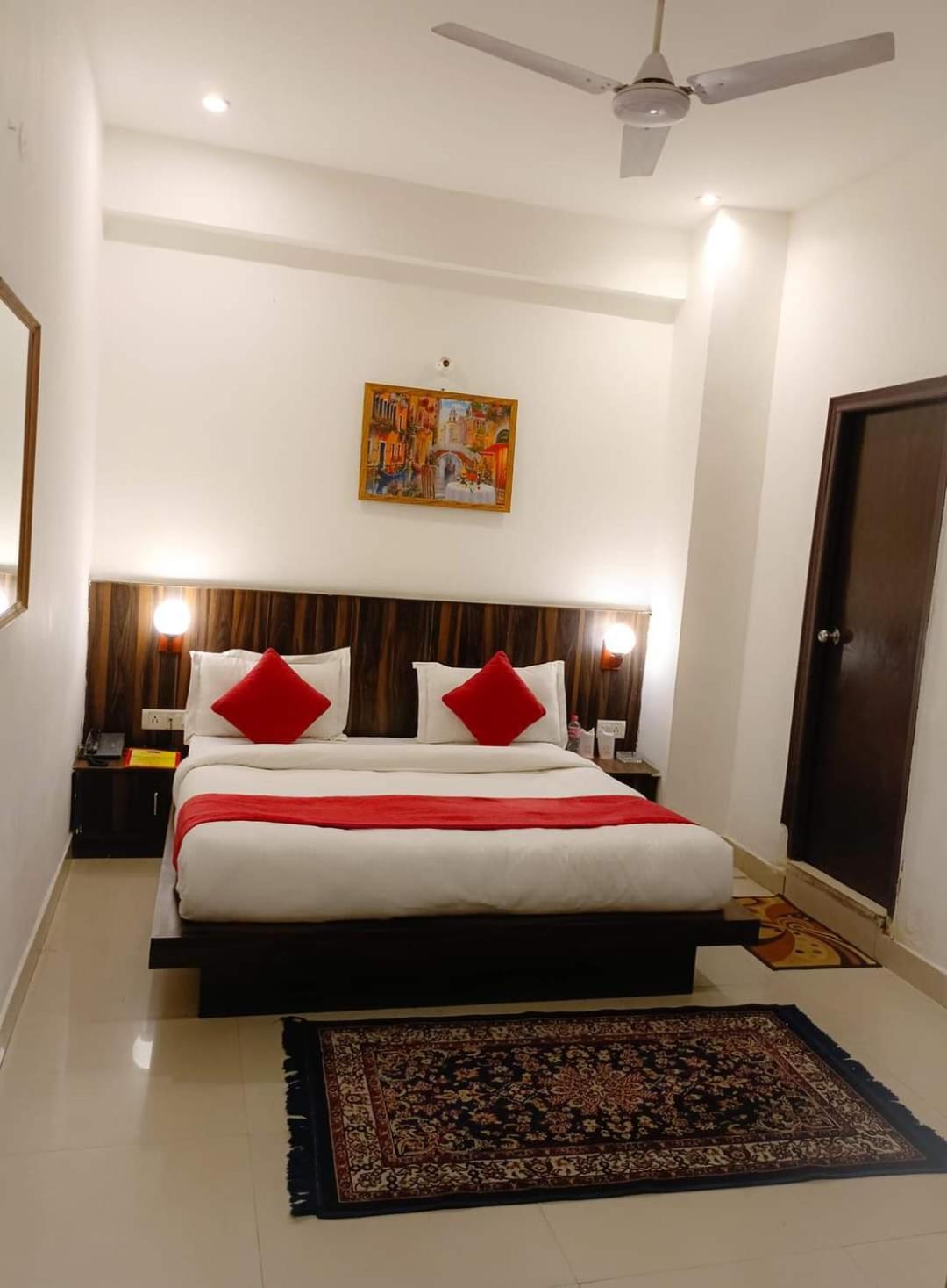Airport Hotel Port View Nowe Delhi Zewnętrze zdjęcie