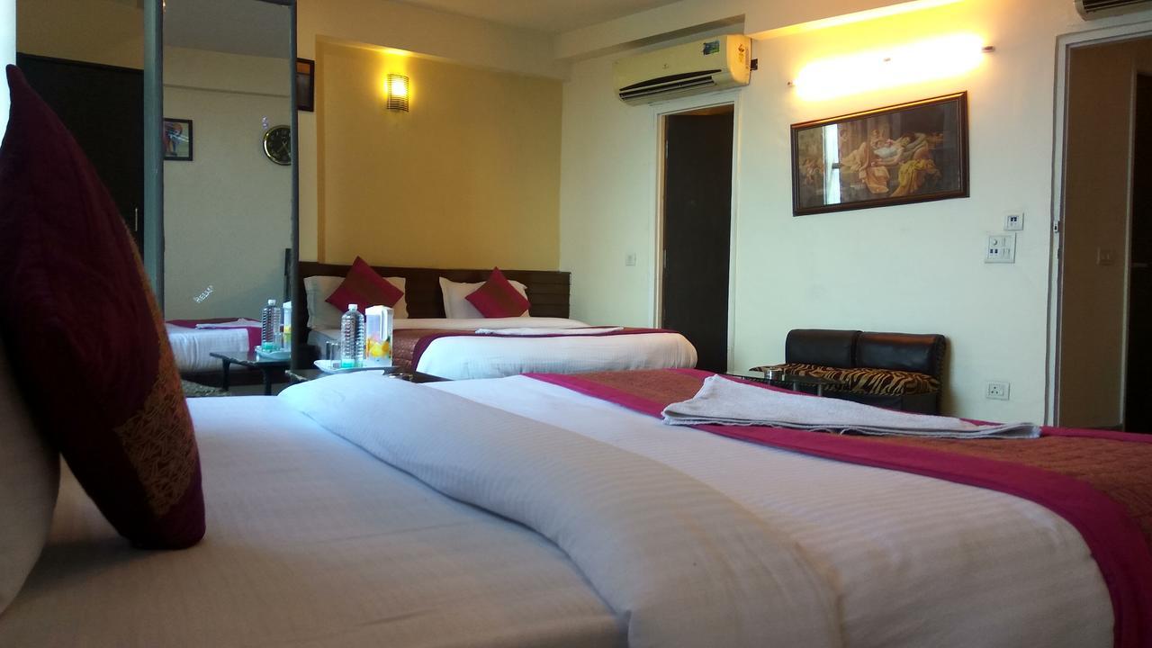 Airport Hotel Port View Nowe Delhi Zewnętrze zdjęcie